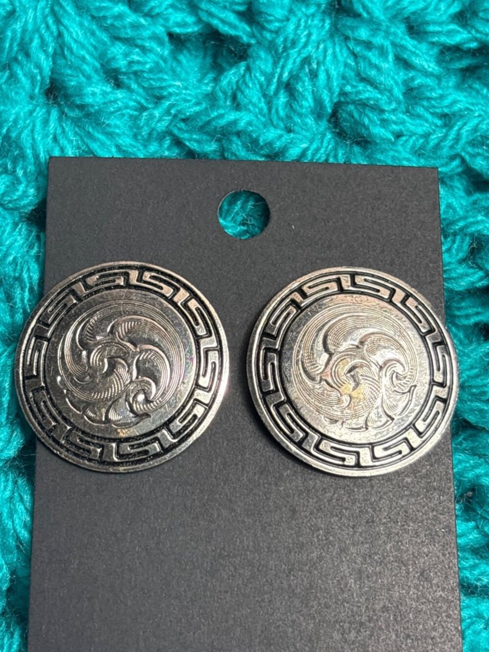 Vintage Silvertone Black Circle Stud Earrings Etched Swirls Greek Key 1 inch